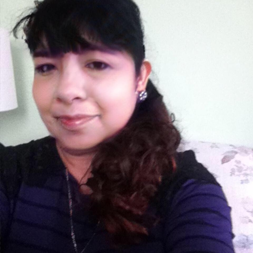 Meet your Posher, Gloria